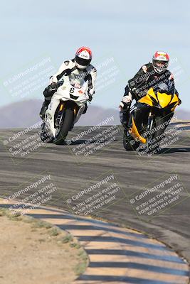 media/Nov-16-2025-Race Pace (Sun) [[8c5fa54630]]/Verified Riders/1-Turns 9 and 10 (925am)/